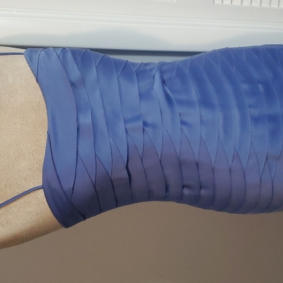 NWOT JS COLLECTION PERIWINKLE TIERED FORMAL W/WO STRAPS BUILT IN BRA - Picture 3 of 16